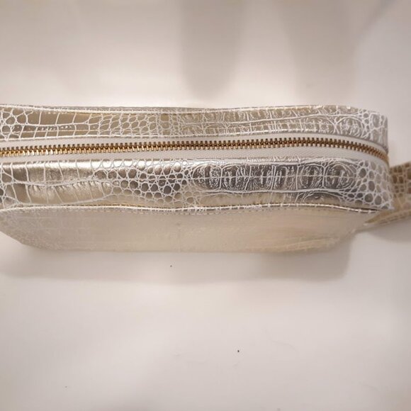 New Travel Clutch Wallet Pouch Case Purse Gold Ivory Vinyl Alligator Wristlet - Picture 4 of 6